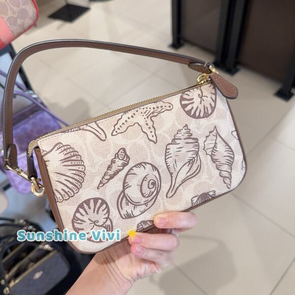 NWT Coach Nolita 19 With Shell Print Signature Canvas CBK79 Gold/Sand Multi - Picture 3 of 9